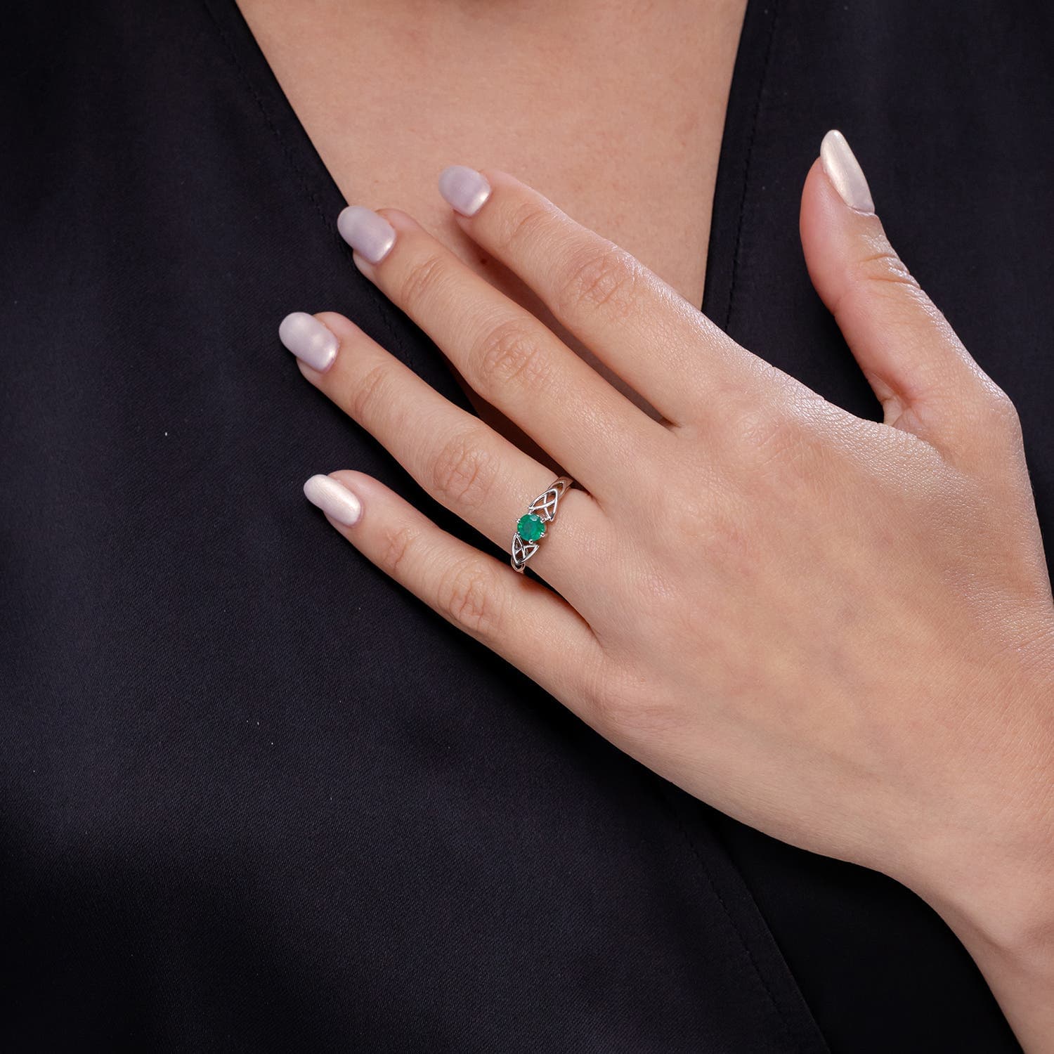 Solitaire Round Emerald Celtic Knot Engagement Ring