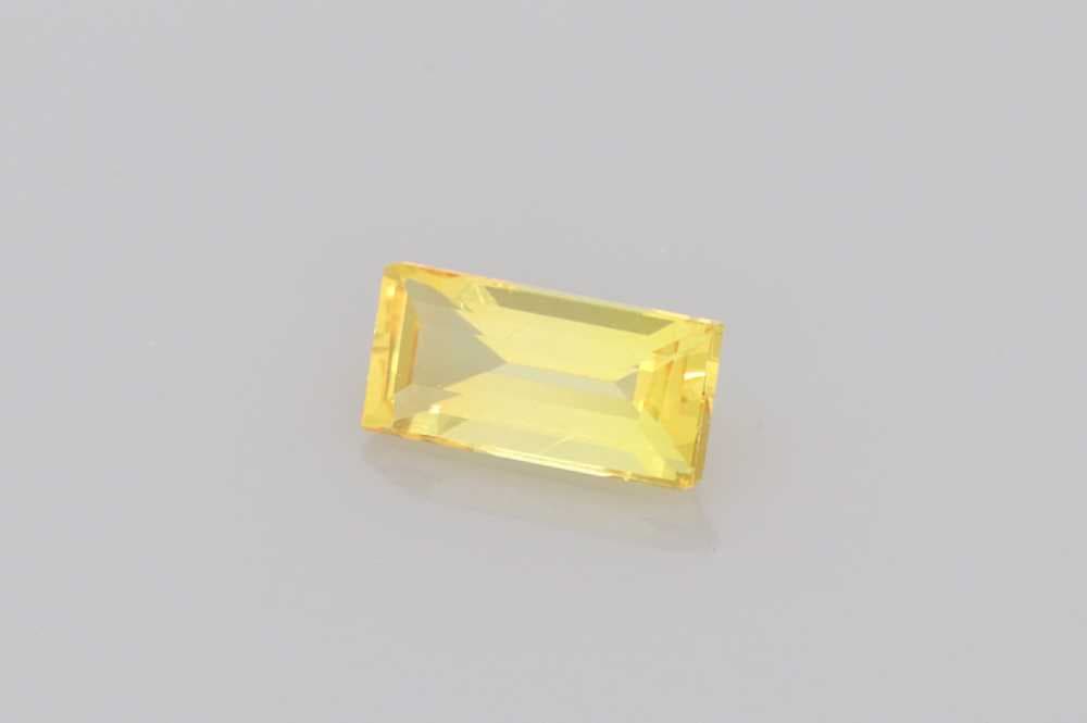 3x6mm Emerald Sapphire Yellow Color EC Clarity Ideal Cut