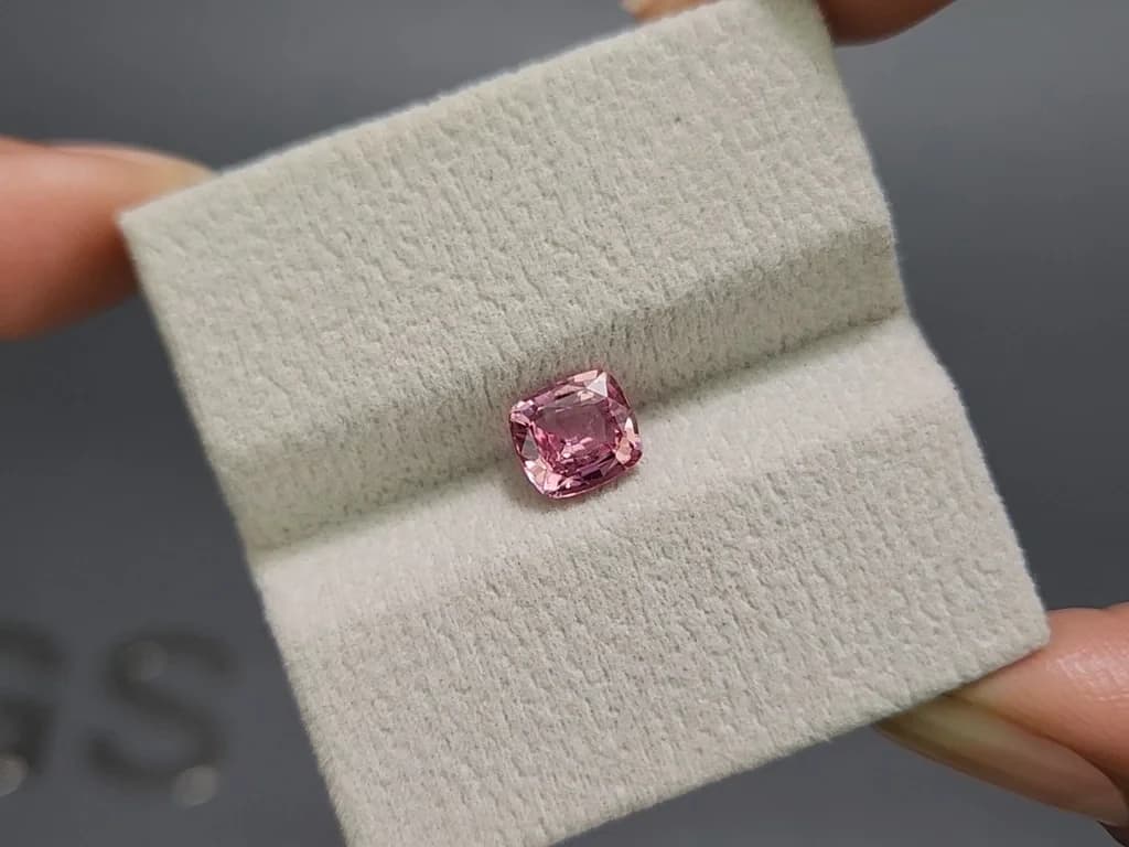 Pink sapphire cushion cut 1.61 carats, Sri Lanka ID 11845