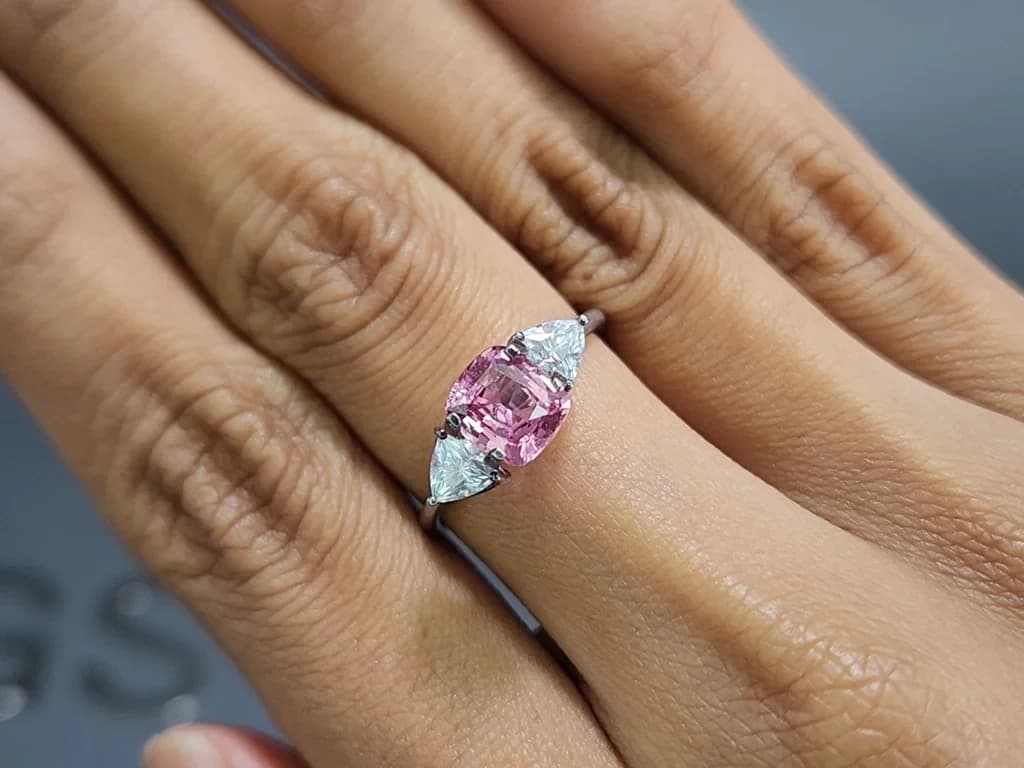Pink sapphire cushion cut 1.61 carats, Sri Lanka ID 11845