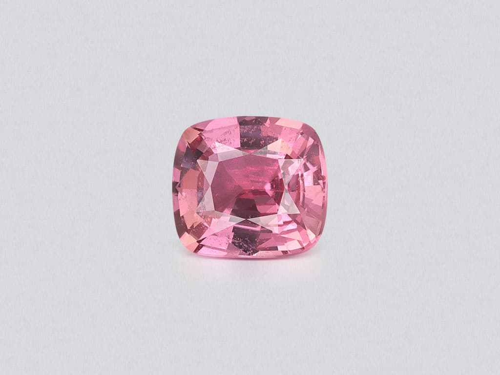 Pink sapphire cushion cut 1.61 carats, Sri Lanka ID 11845