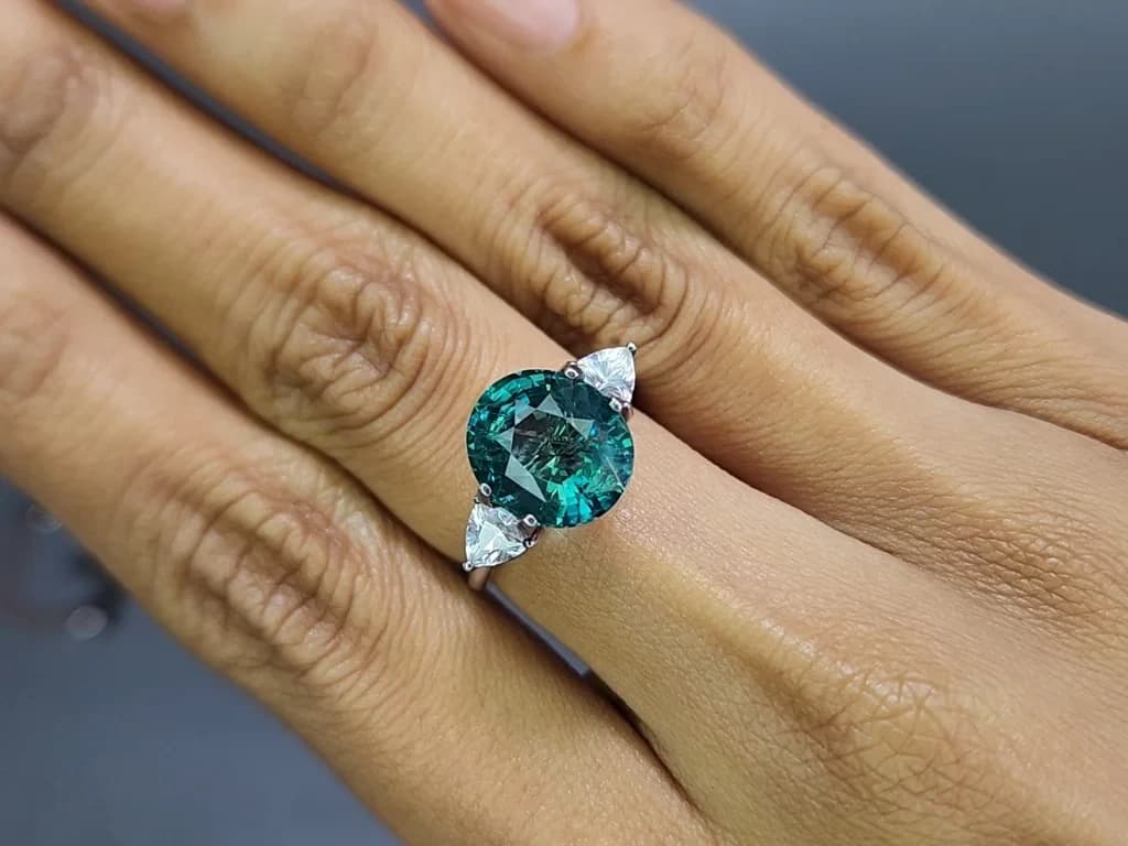 Grandiérite oval cut 4.62 carats , Madagascar ID 11849