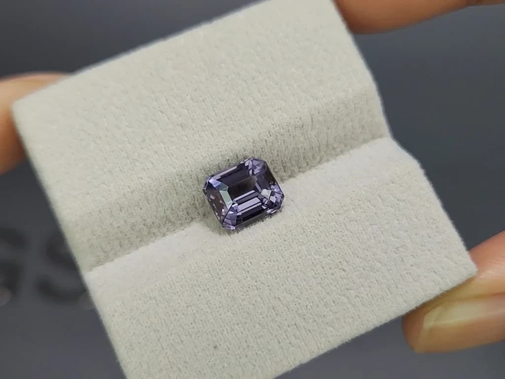 Violet gray spinell octagon cut 3.09 carats , Tanzania ID 11852