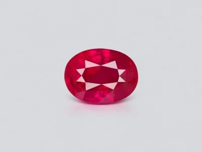 Unheated cushion cut pigeon's blood ruby 3.13 carats, Mozambique ID 11906