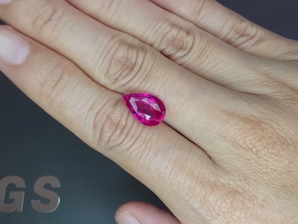 Unheated ruby pink pear cut 5.05 carats, Mozambique ID 12055
