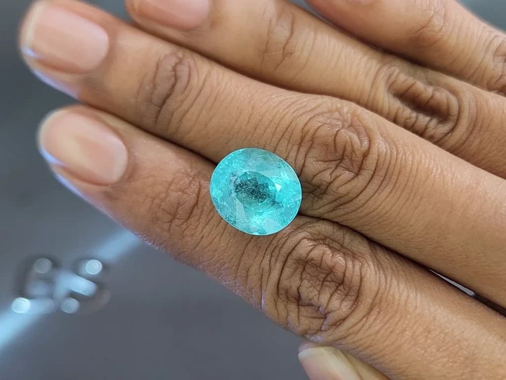 Sugar Neon blue Paraiba tourmaline oval cut 8.92 carats, Mozambique ID 11055