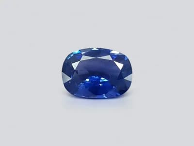 Sapphire Royal Blue oval cut 2.00 carats, Sri Lanka ID 11597