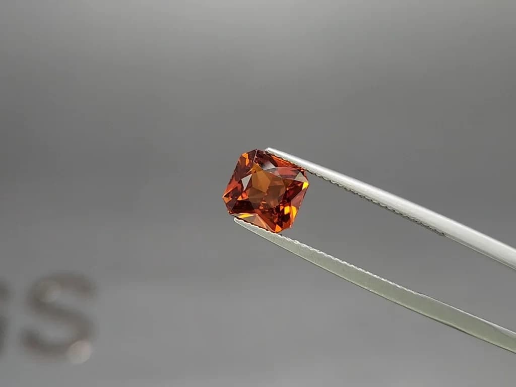 Mandarin spessartine radiant cut 2.96 carats, Tanzania ID 11863