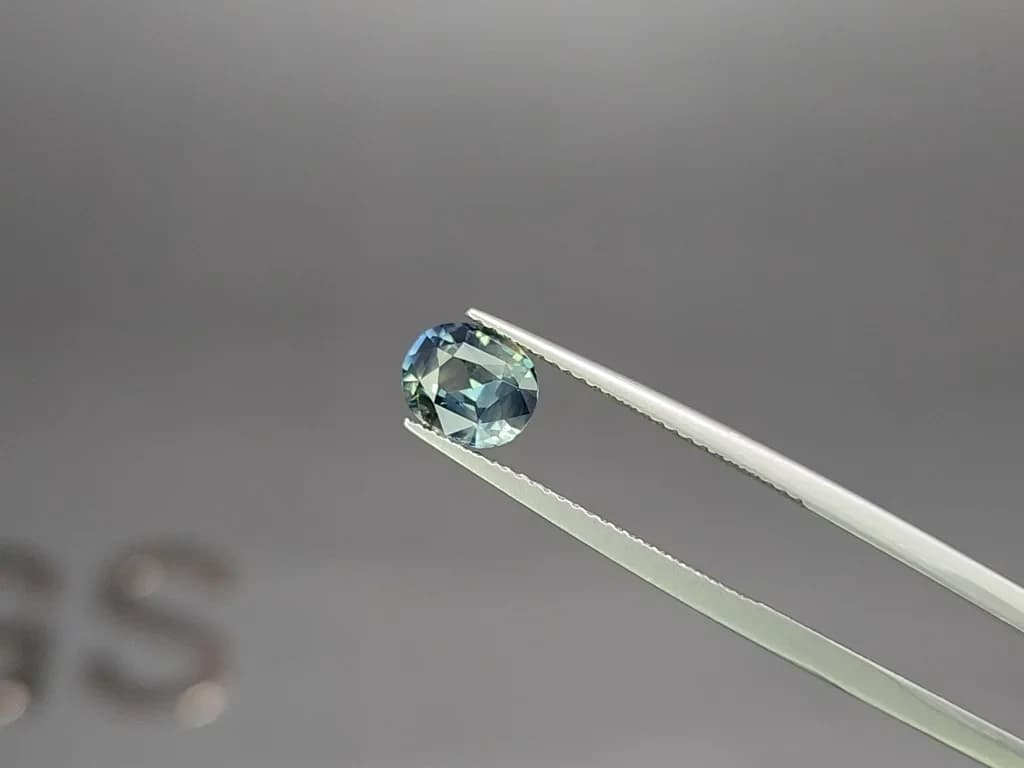 Unheated sapphireTeal oval cut 1.49 carats, Madagascar ID 11870