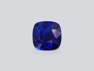 Unheated sapphire Cornflower Blue cushion cut 5.98 carats, Sri Lanka ID 12134