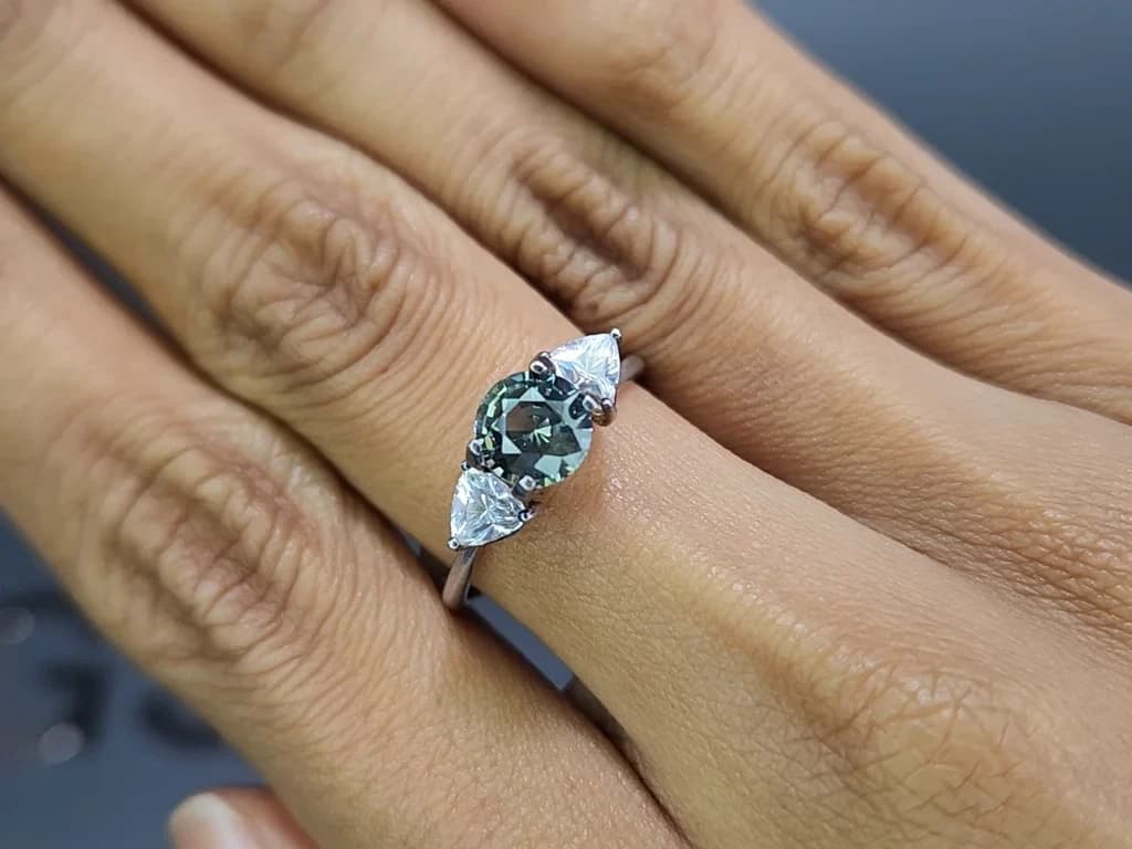 Unheated Teal sapphire round cut 1.62 carats, Madagascar ID 11873