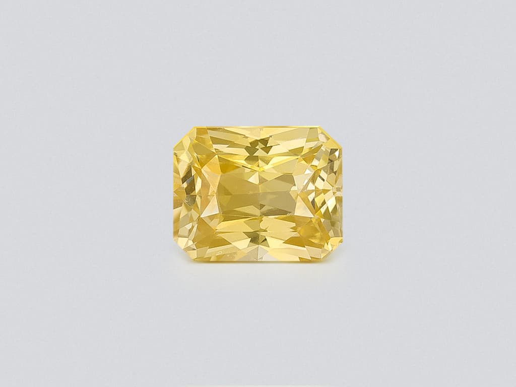 Yellow sapphire radiant cut 1.57 carats, Madagascar ID 11875