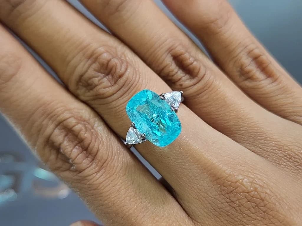 Investment-grade neon-blue Paraiba tourmaline, cushion cut, 5.26 carats, Brazil, GRS, GIA ID 11976
