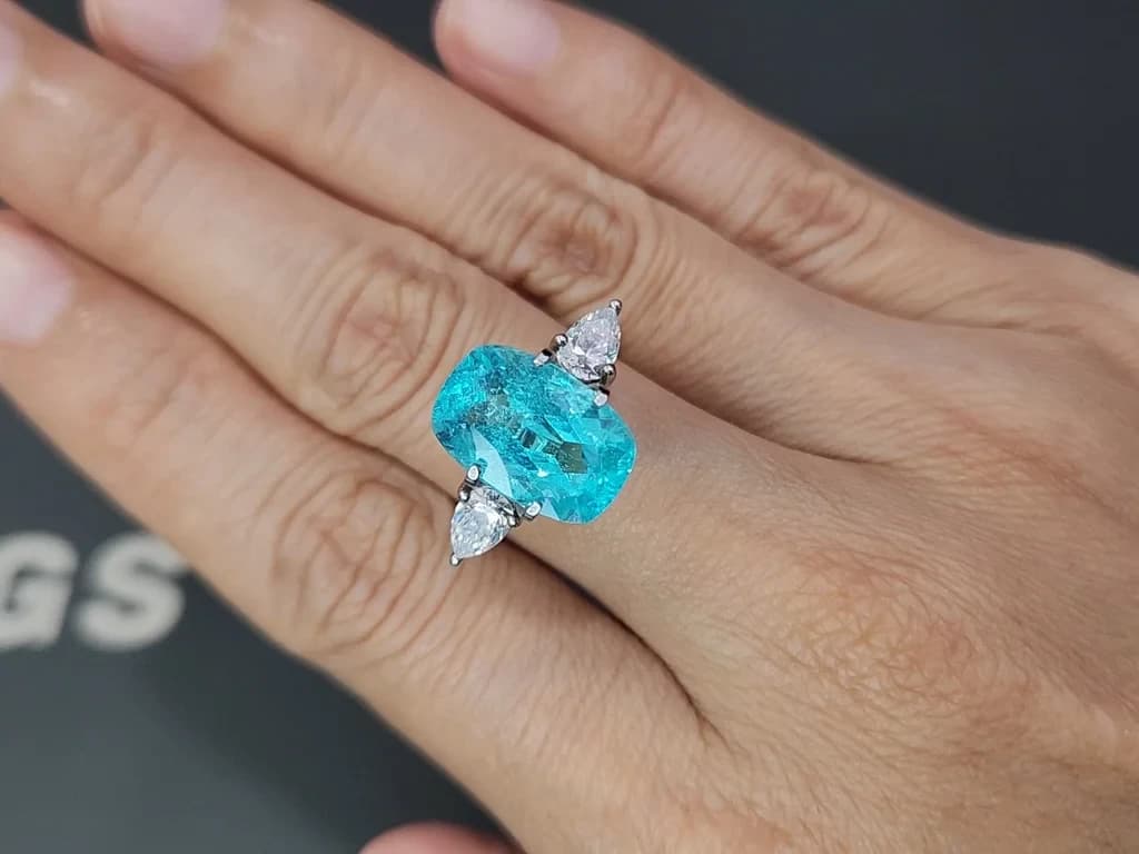 Investment-grade neon-blue Paraiba tourmaline, cushion cut, 5.26 carats, Brazil, GRS, GIA ID 11976