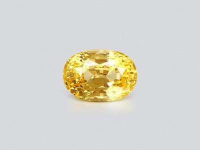 Yellow sapphire in radiant cut 8.17 carats, Sri Lanka ID 8945