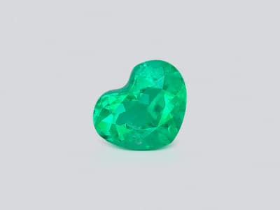 Neon Paraiba tourmaline greenish blue heart shape 2.61 carats, Mozambique ID 10983