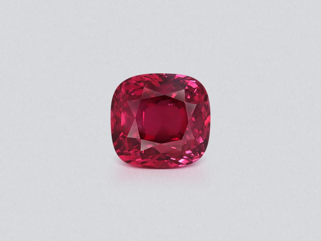 Ruby Pigeon Blood cushion cut 2.67 carats, Mozambique ID 10978
