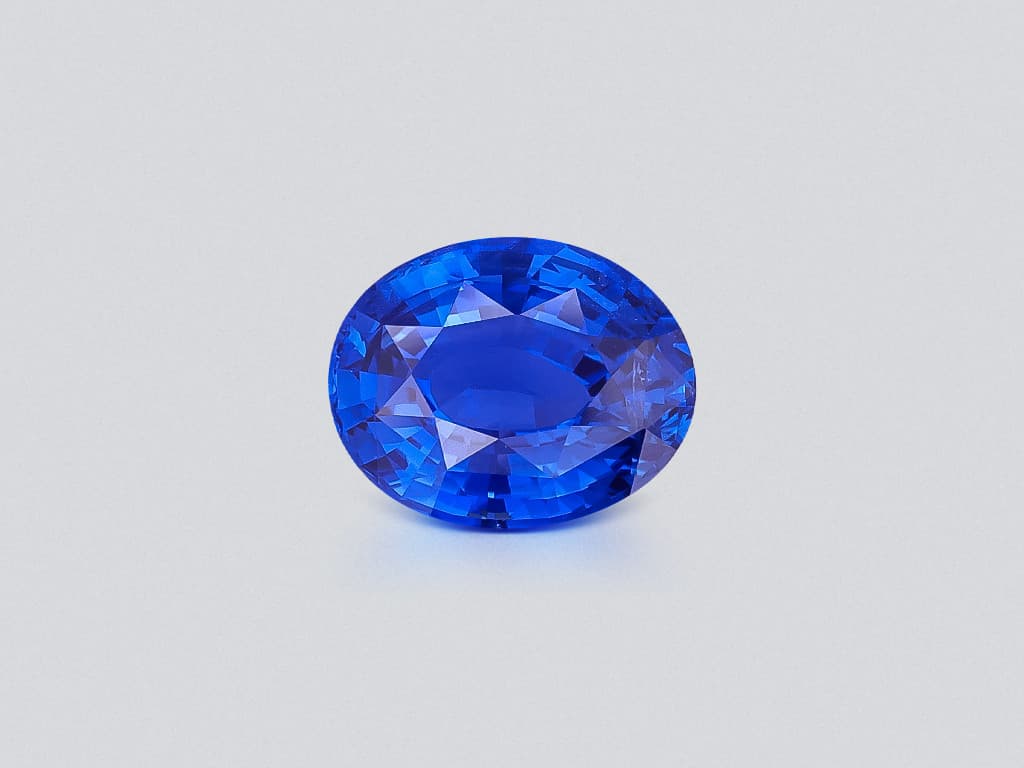 Unheated Royal Blue sapphire in oval cut 3.23 carats, Sri Lanka ID 11080