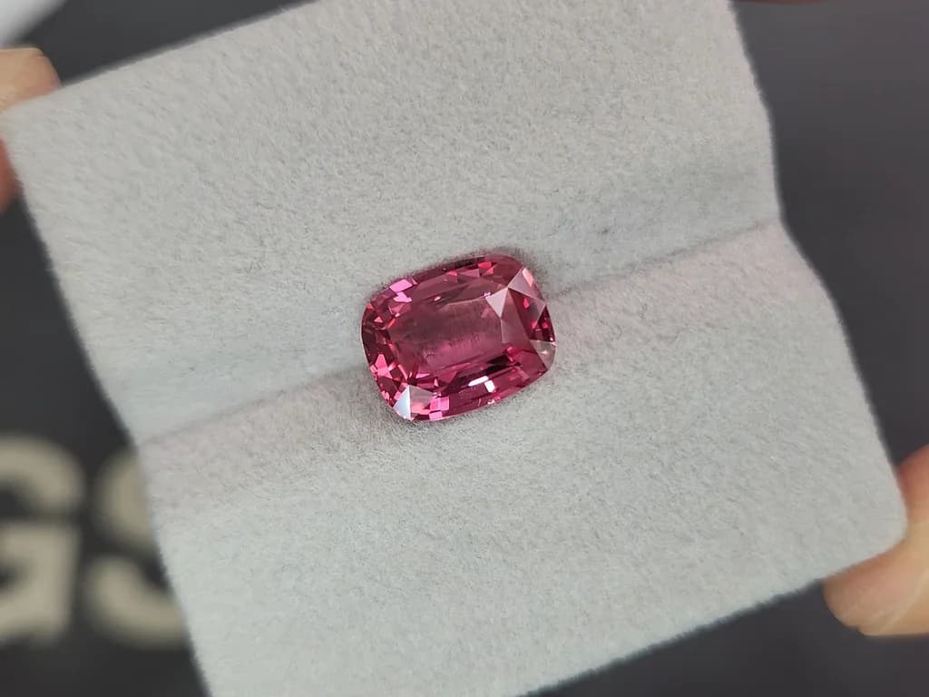 Rare top quality unheated Padparadscha sapphire in cushion cut 4.12 carats, Madagascar ID 8930