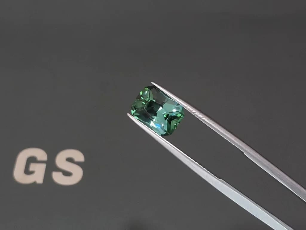Blue green tourmaline radiant cut 2.40 carats, Africa ID 12285