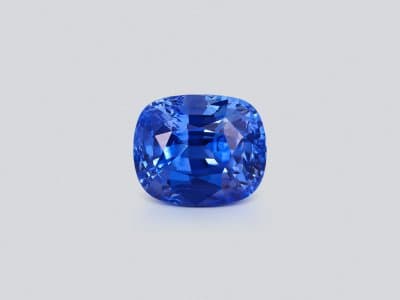 Unheated Cornflower Blue sapphire in cushion cut 6.18 carats, Sri Lanka ID 11686