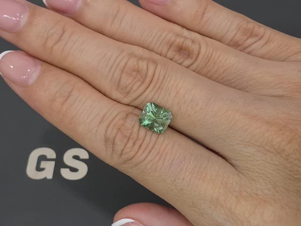 Green tourmaline radiant cut 2.21 carats, Africa ID 12287