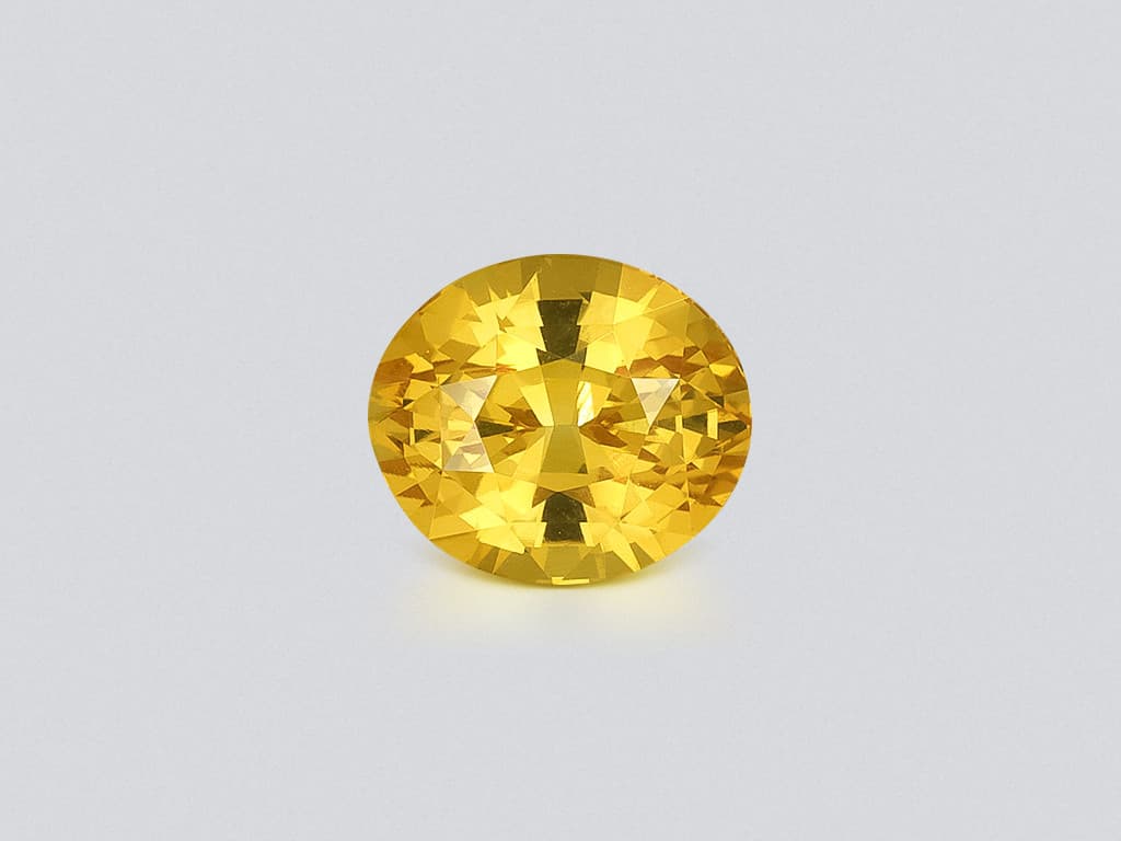 Sapphire Vivid Yellow oval cut 1.61 carats, Sri Lanka ID 12387