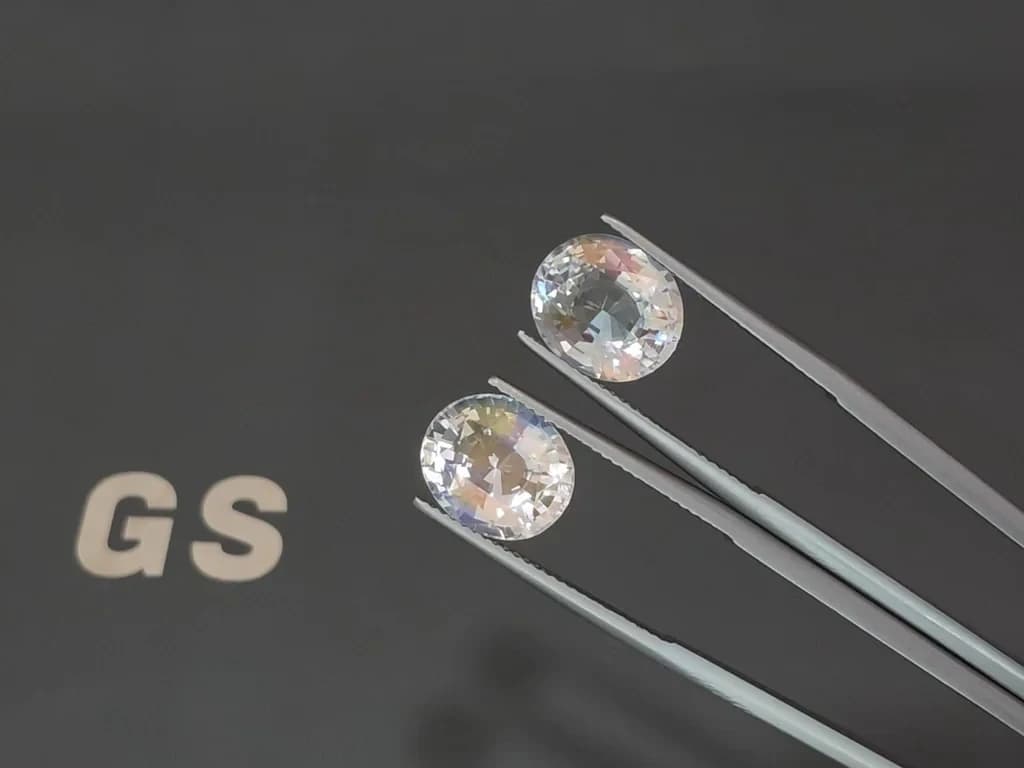 Pair of rainbow moonstone in oval cut 9.34 carats, Madagascar ID 12288