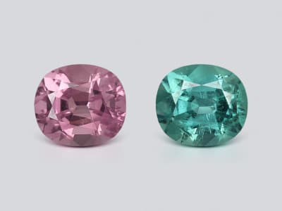 Pair of spinels red-pink Mahenge pear cut 2.28 carats, Tanzania ID 12407
