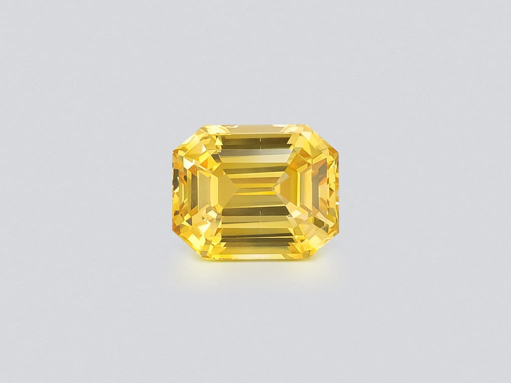 Golden Yellow sapphire in octagon cut 5.50 carats, Sri Lanka ID 11090