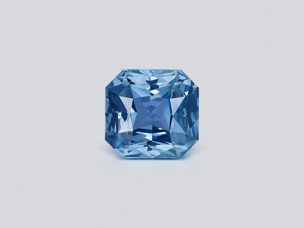 Unheated Teal sapphire in radiant cut 5.72 carats, Madagascar ID 8843