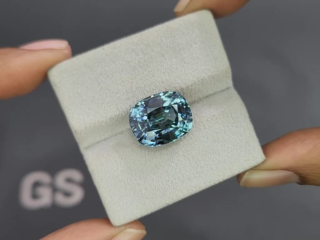 Unique Color-Change Violet to Green Vibrant zircon in cushion cut 15.20 carats, Burma ID 10794