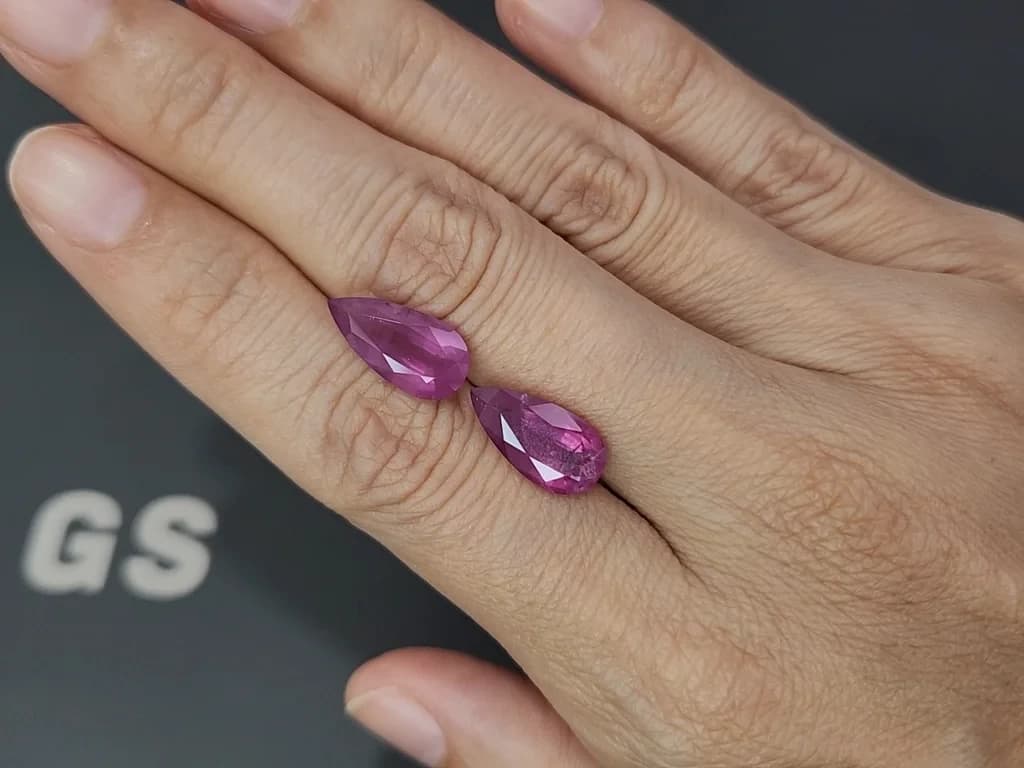 Pair of pink spinels pear cut 8.03 carats, Tanzania ID 11997