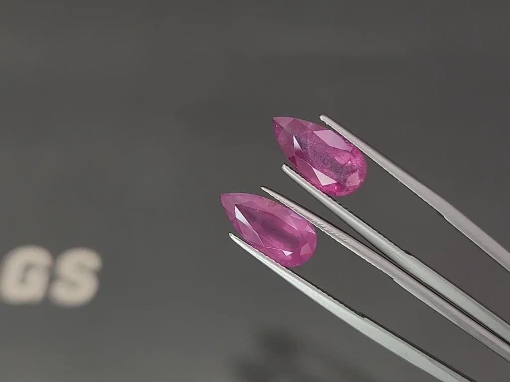 Pair of pink spinels pear cut 8.03 carats, Tanzania ID 11997