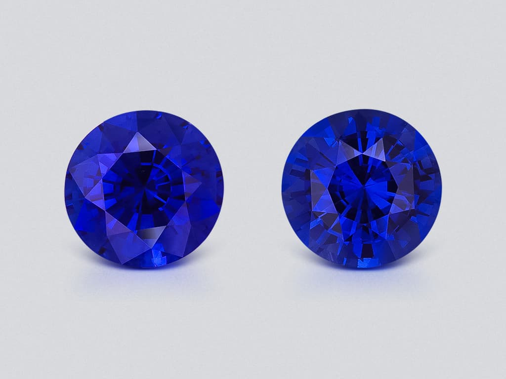 Pair of Royal Blue sapphires in round cut 3.07 carats, Sri Lanka ID 11097