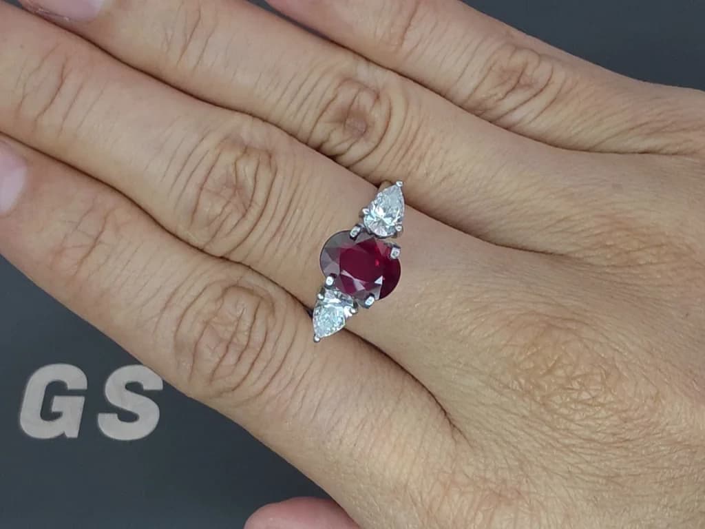 Unheated ruby Pigeon's blood oval cut 2.04 carats, Mozambique ID 11900