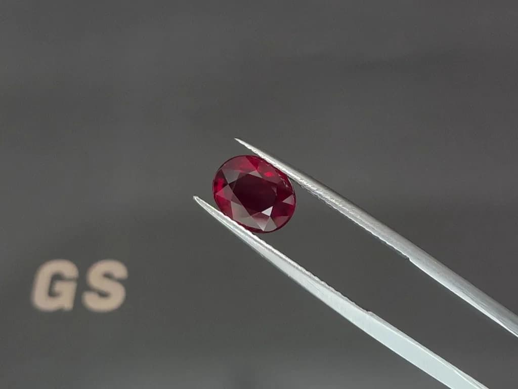 Unheated ruby Pigeon’s blood oval cut 2.49 carats, Mozambique ID 11901