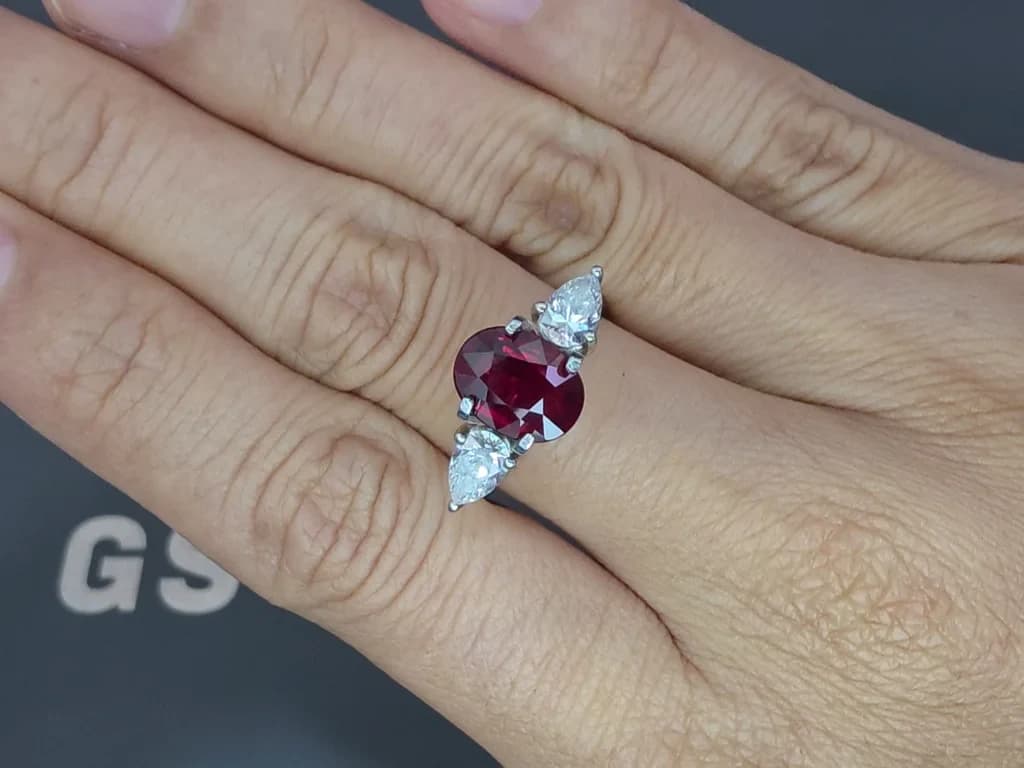 Unheated ruby Pigeon’s blood oval cut 2.50 carats, Mozambique ID 11902