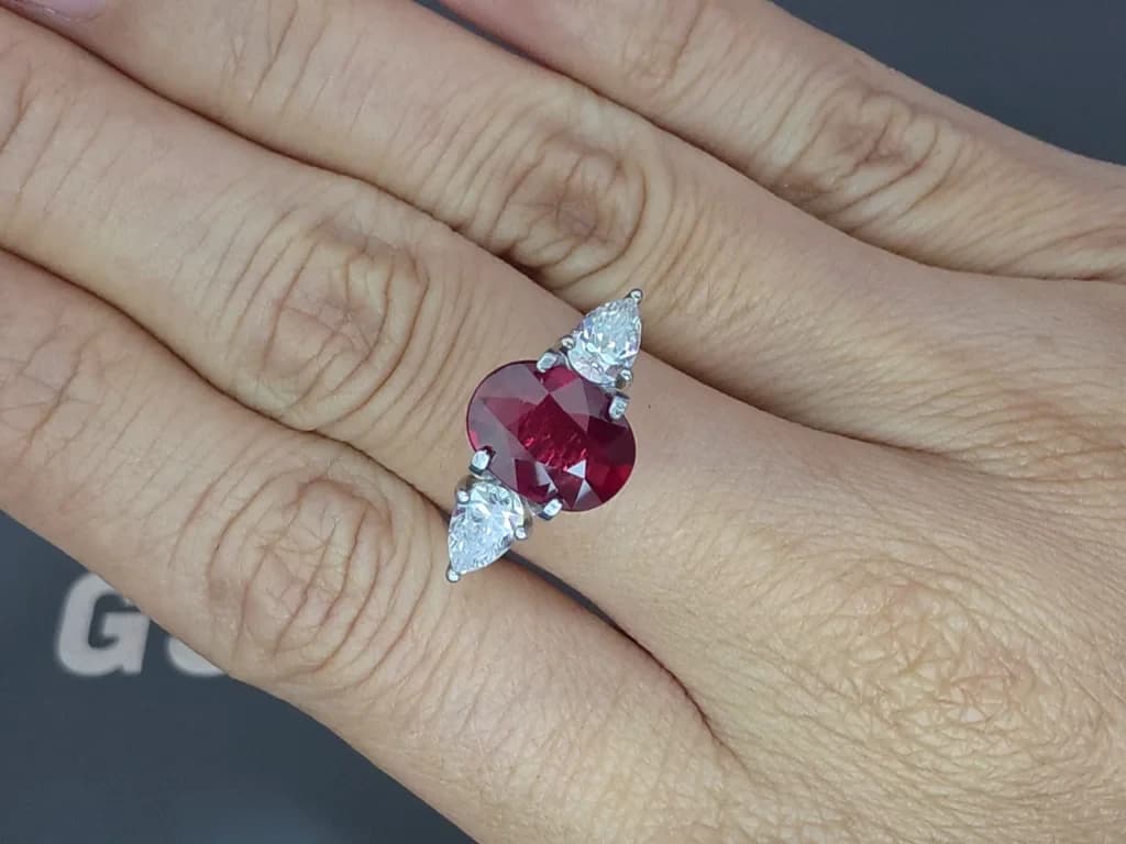 Unheated ruby Pigeon’s blood oval cut 2.64 carats, Mozambique ID 11903
