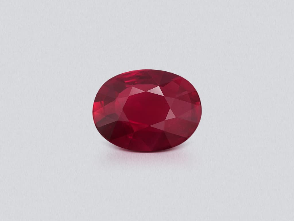 Unheated ruby Pigeon’s blood oval cut 2.64 carats, Mozambique ID 11903