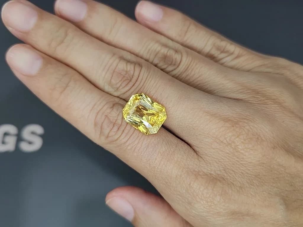Unheated top Golden color sapphire in radiant cut 10.20 carats, Sri Lanka ID 11804