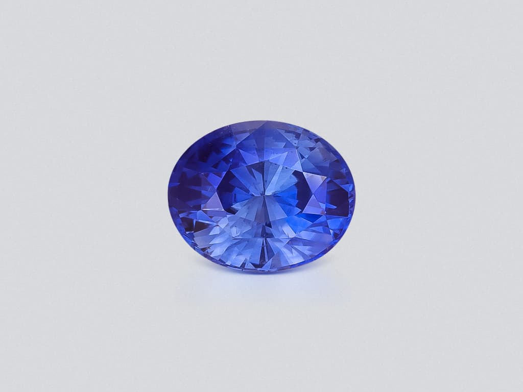Intense Blue sapphire in oval cut 3.84 carats, Sri Lanka ID 11103