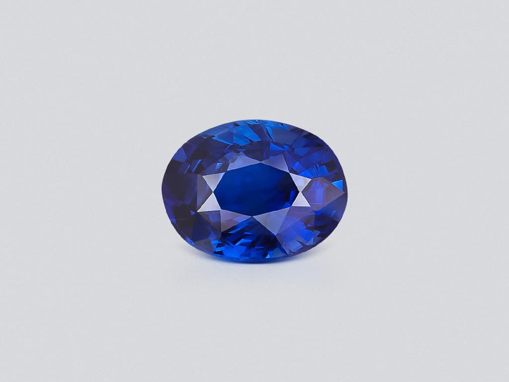 Sapphire Royal Blue oval cut 2.02 carats, Sri Lanka ID 11404
