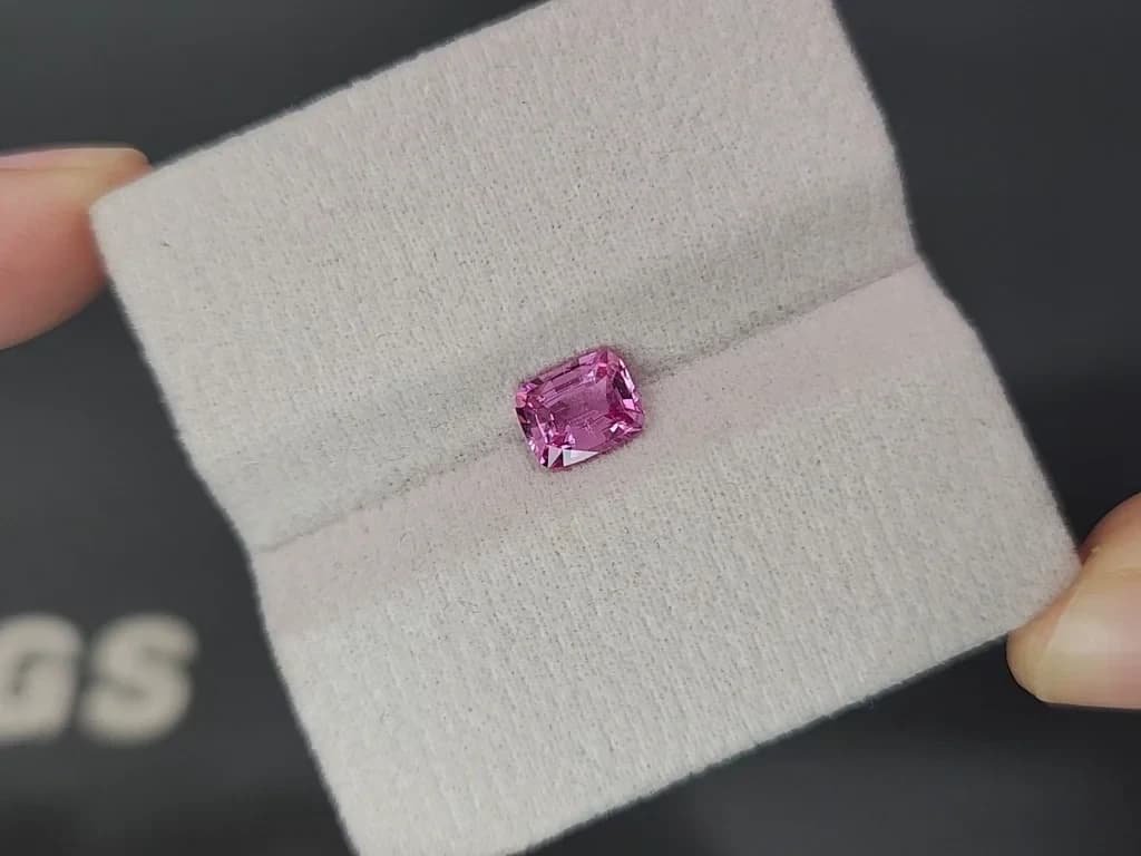 Pink spinel cushion cut 1.03 carats, Burma ID 12405