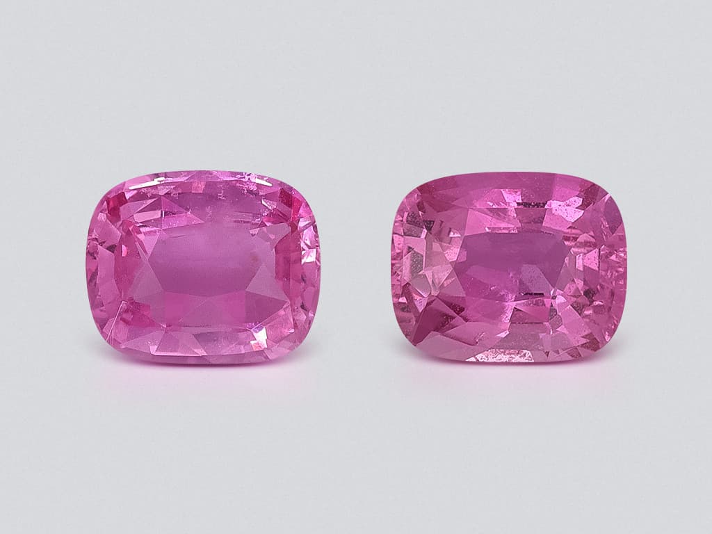 Pair of pink sapphires in cushion cut 3.59 carats, Sri Lanka ID 12306
