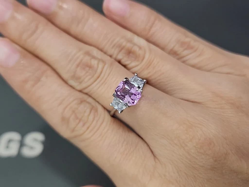 Unheated pink sapphire radiant cut 1.55 carats, Madagascar ID 12406
