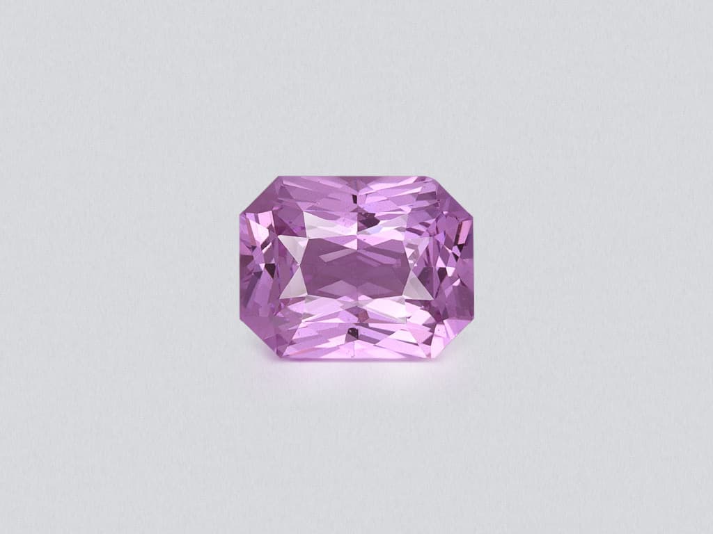 Unheated pink sapphire radiant cut 1.55 carats, Madagascar ID 12406