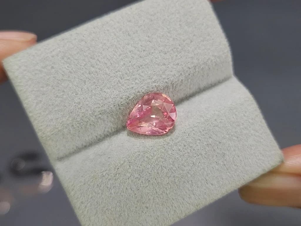 Unheated Padparadscha sapphire pear cut 3.54 carats, Sri Lanka ID 11607