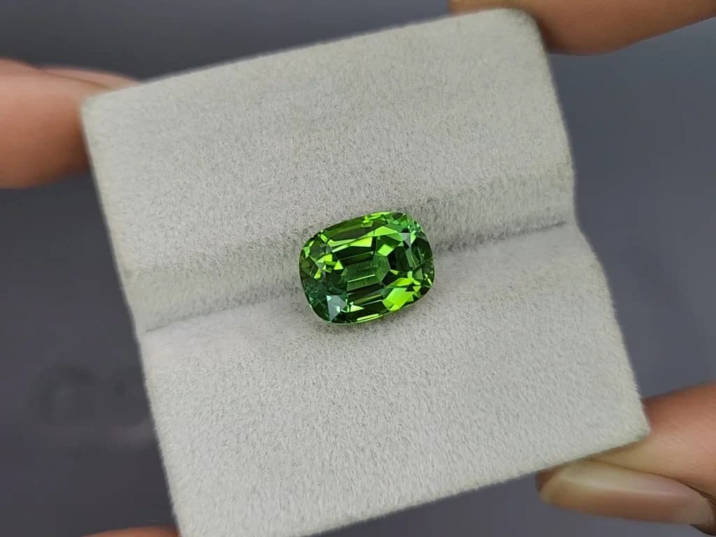 Tourmaline cushion cut 5.42 carats, Africa ID 11007