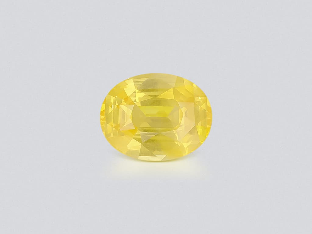 Sapphire Vivid Yellow with rutile silk effect oval cut 3.01 carats, Sri Lanka ID 11416